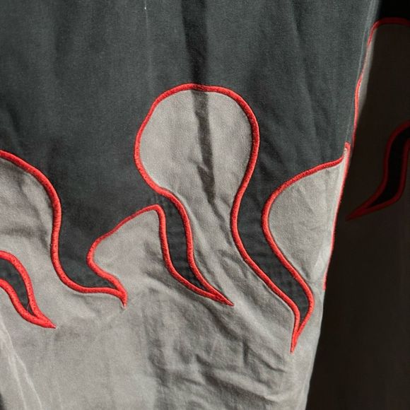 Harley Davidson Motorcycle Black & Gray Garage Shirt Flames - Picture 4 of 6